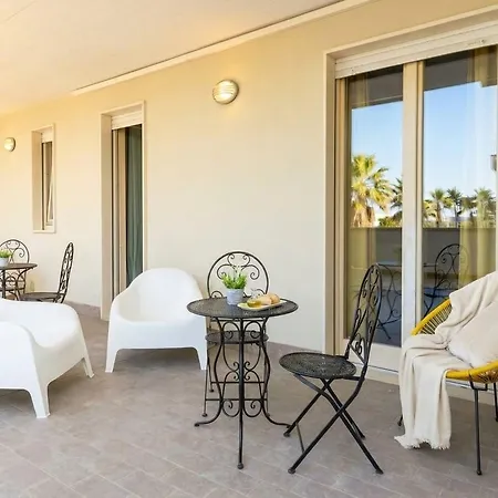 Hotel de apartamente Skygate Bari